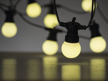 LAALU.cz LED svetlobna veriga - WARM WHITE 5 m - party žarnice milky