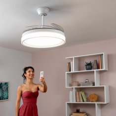 InnovaGoods Stropni ventilator z LED lučjo in 4 zložljivimi lopaticami Blalefan