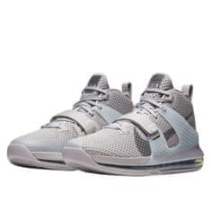 Nike Čevlji košarkaška obutev siva 41 EU Air Force Max II