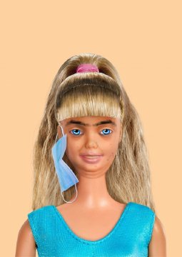 Pelcasa Quarantine Doll - 30x40 cm