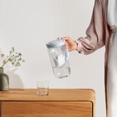 Brita GLASS One, stekleni vrč za filtriranje vode 2,5 L