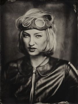 Pelcasa Olga, Wet Plate 18 X 24 Cm - 70x100 cm