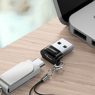 Ugreen US280 USB-A V USB-C ŽENSKI ADAPTER ČRNI