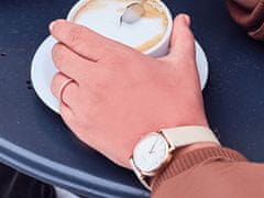 Brilio Silver Bleščeč pozlačen prstan s črnimi cirkoni RI058Y (Obseg 52 mm)