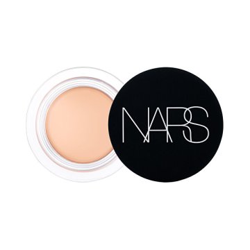 NARS Korektor za matiranje (Soft Matte Complete Concealer) 6,2 g