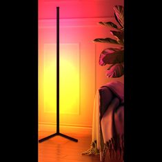 EVEON QJD-150 RGB kotna svetilka 1,3m + daljinski upravljalnik, črna