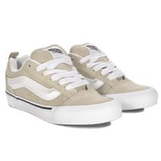 Vans Čevlji 37 EU Knu Stack