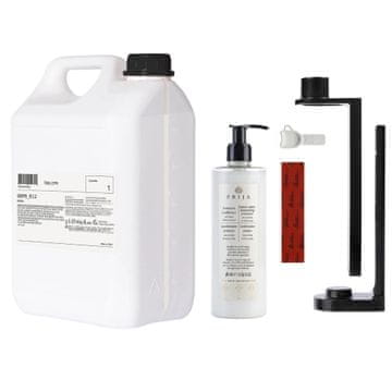 PRIJA PRIJA kopalniški komplet: črno držalo za steklenico, balzam za zaščito las 380ml + 5l zaloga