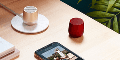 Lexon Mino+ Alu rdeč eleganten brezžični polnilni 3W Bluetooth zvočnik LA125DR