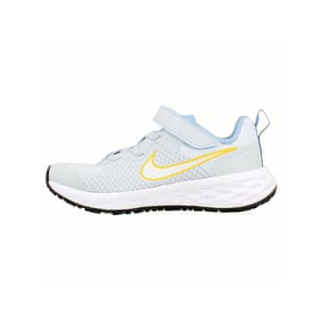 Nike Čevlji bela 28.5 EU Revolution 6
