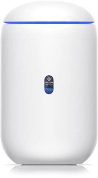 Ubiquiti UniFi Dream Router Wi-Fi6, 802.11ax, 4x LAN, 1x WAN, WPA3, 4x4 MU-MIMO, OFDMA, 2x izhod PoE, bela