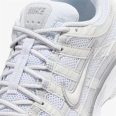 Nike Čevlji obutev za tek bela 35.5 EU P-6000