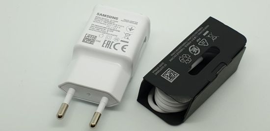 Samsung HIŠNI POLNILEC EP-TA200 15W z USB Type C EP-DG970 - bel