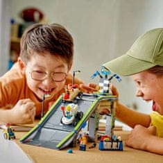 LEGO City 60460 Brez meja: Klančina za dirkanje z avtomobilčki