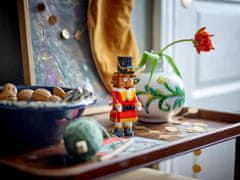 LEGO LEGO 40640 Okraskar: Ustvarjalni set z 208 elementi za otroke od 8. leta dalje, znavni za zabavno praznično dekoracijo.