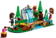 LEGO LEGO FRIENDS 41677 - Vodopad v gozdu, 93 kosov, za otroke od 5 let, z 2 minifigurama, vključuje navodila.