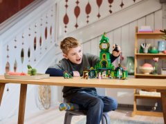 LEGO LEGO WICKED 75684 Dobrodošli v Smaragdnem Mestu, 945 delov, 5 minifigur, starost 9+, serija Mesto