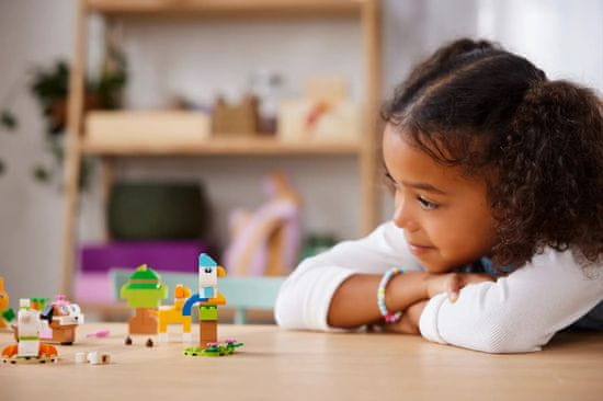 LEGO LEGO Classic 11034 Kreativni Hišni Ljubljenčki, 450 Delcev, Starost 5+, Starinski Serija