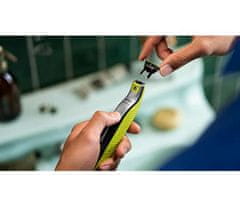 Philips Nadomestna rezila Philips Norelco OneBlade QP410/50 - primerna za QP25xx, QP26xx, QP65xx in QP66xx, 1 glava, črnina