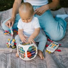 BabyOno Senzorična igrača Cube box 18m+