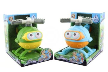 Helikopter z vodnim razpršilom