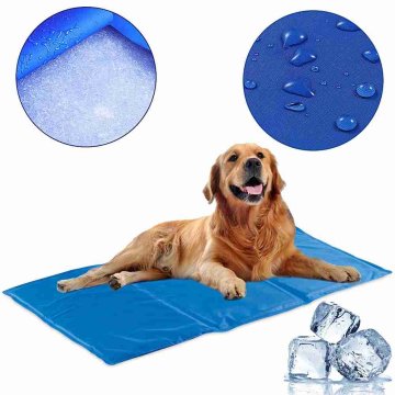 Ljubki dom Hladilna podloga za hišne ljubljenčke COOLING MAT - več velikosti Dimenzije: 50 x 90 cm