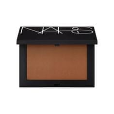 NARS Stisnjeni fiksirni prah, ki odbija svetlobo, 10 g (Odtenek Sable)