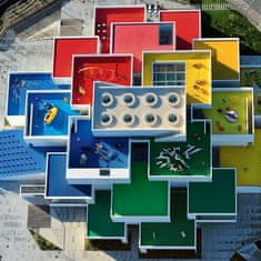 Chronicle Books Stenski koledar LEGO 2025