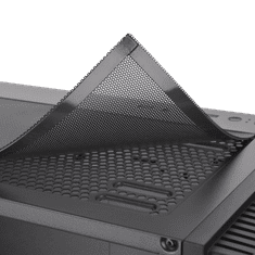 Thermaltake PC ohišje VIEW 200 TG ARGB 3x ventilator