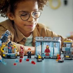 LEGO Marvel 76315 Iron Man in njegov laboratorij: Dvorana oklepov