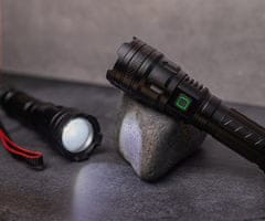 Forever EOL - POWER ročna LED svetilka, 700 lumnov, 3 načini svetenja, ZOOM funkcija, 2600mAh polnilna baterija, IPX4 vodoodpornost, USB Type-C
