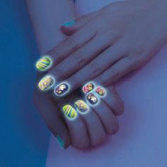 UNBRANDED Crazy Chic Nail Art Glow In The Dark 