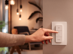 Philips Pametno stikalo 929002398602 bela plastika BT (1 enota) HUE brezžično prenosno
