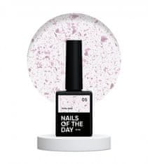 shumee NAILSOFTHEDAY Potal base 05 - mlečna baza z roza cvetnimi listi, 10 ml