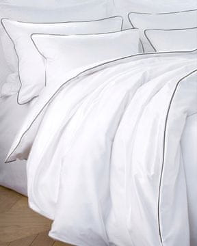 shumee SAN ANTONIO bela satenasta posteljna garnitura s črnimi pasovi 200x200 MARO HOME