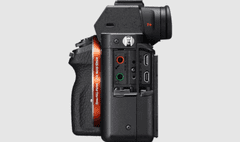 Sony ILCE7R M2 brezzrcalni digitalni fotoaparat