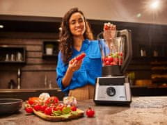 Braun Mešalnik - blender JB7550BK 
