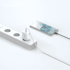 Tech-protect NC20W polnilnik USB-C PD 20W + kabel USB-C, bela