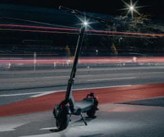 MS ENERGY ENERGY URBAN X električni skiro, 10", 2x 300W, 60km, vzmetenje, LCD zaslon, LED osvetlitev, APP, srebrn (Titanium Steel)
