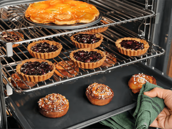 Electrolux LOF6P16Z SurroundCook vgradna pečica