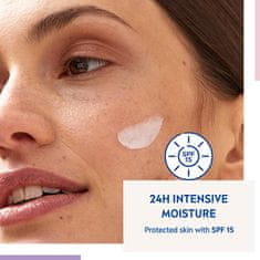 Nivea Vlažilna dnevna krema za normalno in mešano kožo SPF 15 Essential (dnevna krema) 50 ml