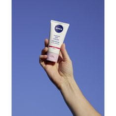 Nivea Hranilna dnevna krema za suho kožo SPF 15 Essential (hranljiva dnevna krema) 50 ml