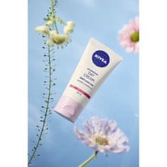 Nivea Hranilna dnevna krema za suho kožo SPF 15 Essential (hranljiva dnevna krema) 50 ml