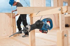Bosch AKUMULATORSKA SABLJASTA ŽAGA GSA 18V-32 0*AH
