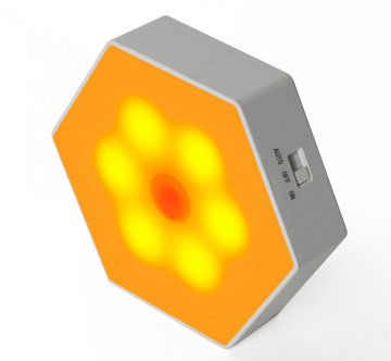 Bentech GYD05A nočna lučka brez modre komponente s senzorjem gibanja