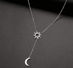 For Fun & Home Dolg obesek iz kirurške jekla 316L, srebrne barve, z obeski sonca in lune, dolžina 60 cm