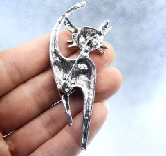For Fun & Home Elegantna zelena broška s mačjim cirkonom, bižuterna zlitina, 2.8x7.2 cm