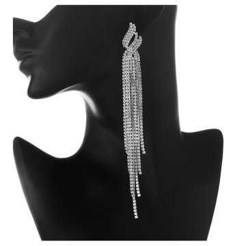 Flamenco Mystique Antialergične kristalni uhani K1626S, umetni, dolžina 15,6 cm - širina 1,8 cm