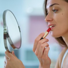 UNBRANDED Stoječe kozmetično ogledalo s povečavo 
