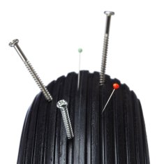 UNBRANDED 2x kolesa za samokolnico 3.50-6 v črni/rdeči barvi 
